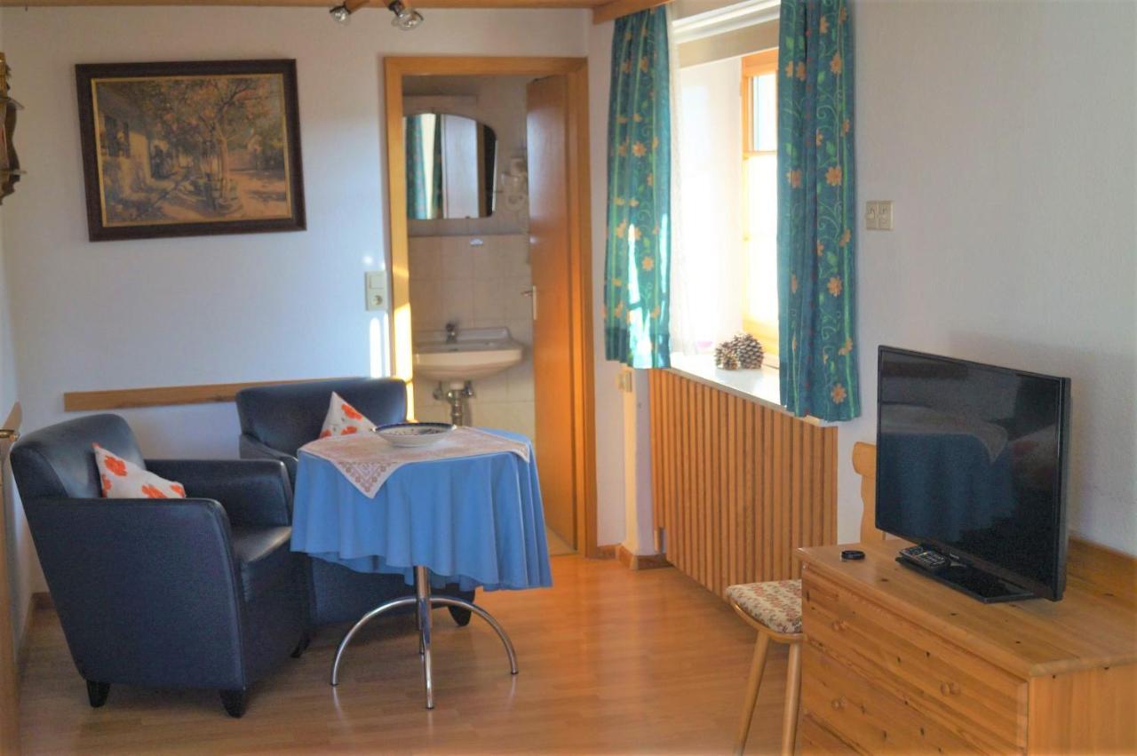 Pension Schueler Бондорф  Экстерьер фото